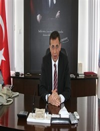 Ahmet Ümit